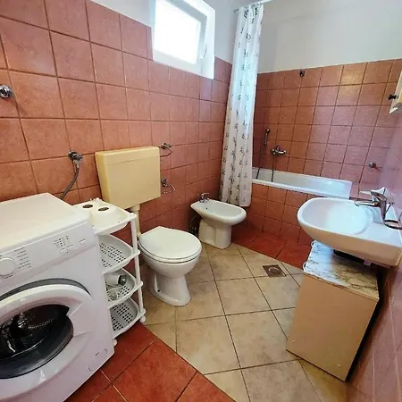 Charly Apartment