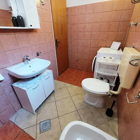 Charly Apartment Betina (Sibenik-Knin)