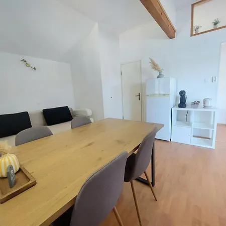 Apartamento Charly Betina (Sibenik-Knin)