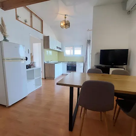 Charly Apartment