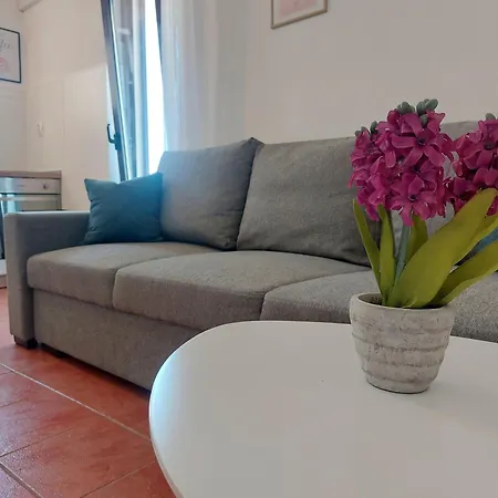 Apartment Charly *