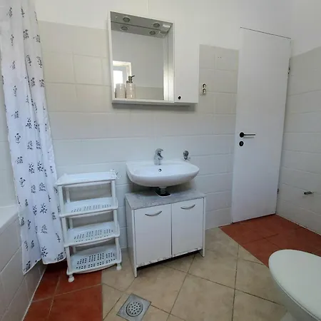 Apartment Charly *