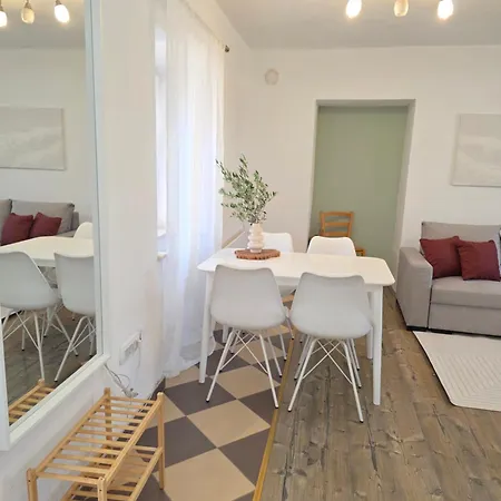 Apartment Charly Betina (Sibenik-Knin)