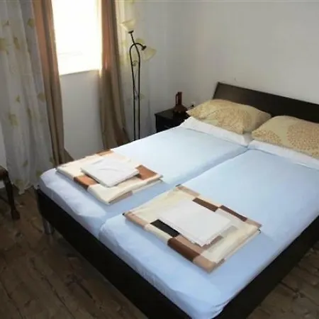 Charly Apartman Betina (Sibenik-Knin)