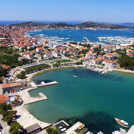 Charly * Betina (Sibenik-Knin)