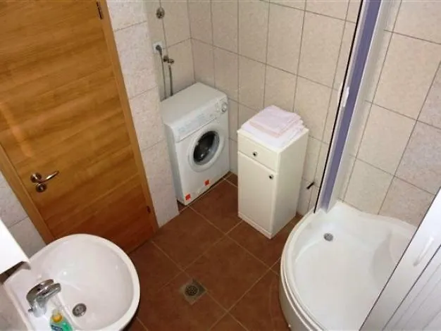 Charly * Betina (Sibenik-Knin)