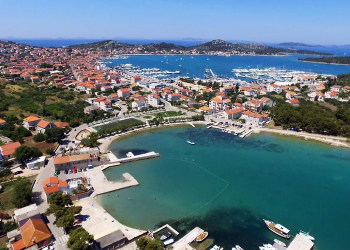 Charly * Betina (Sibenik-Knin)